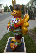 Load image into Gallery viewer, Hokie Bird Statue
