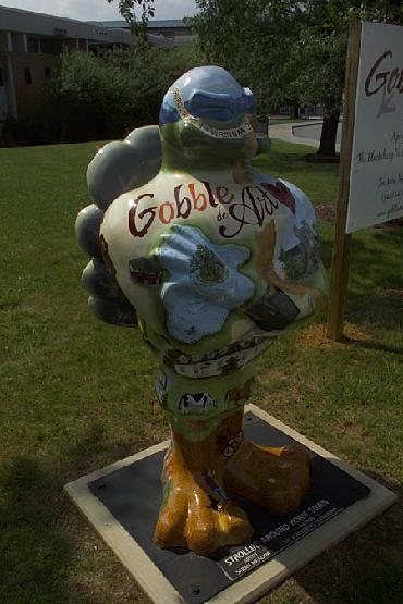 Hokie Bird Statue